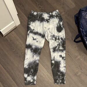 Lulu lemon men’s Tie-Dye joggers